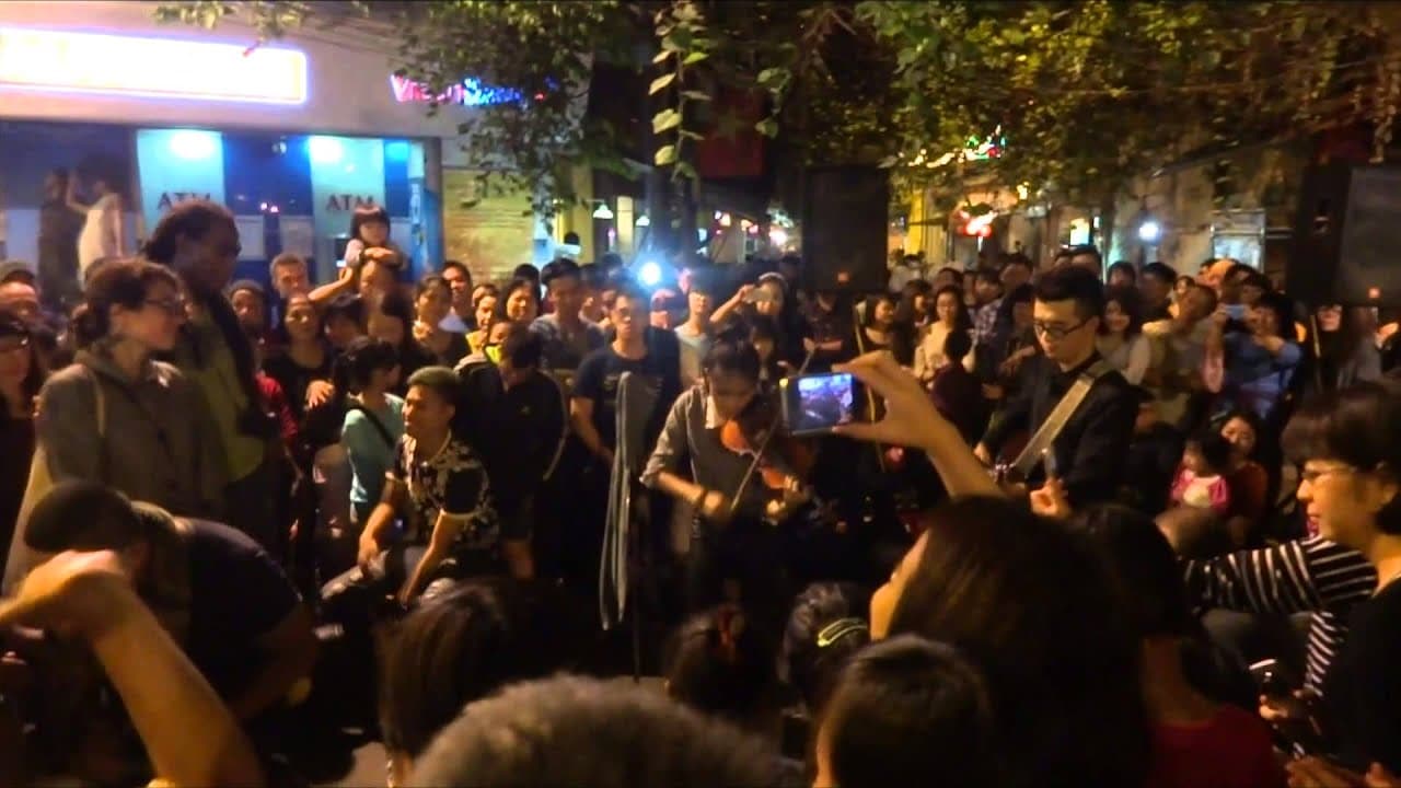 Hanoi - motion and life